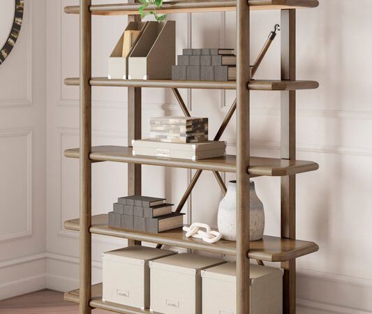 H769-70 - Bookcase