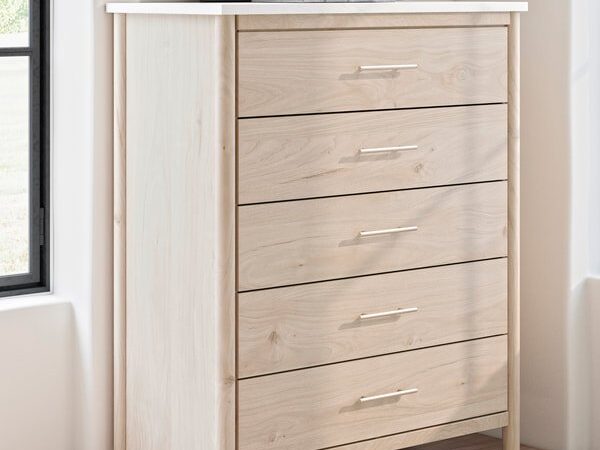 Ashley B2615 Chest